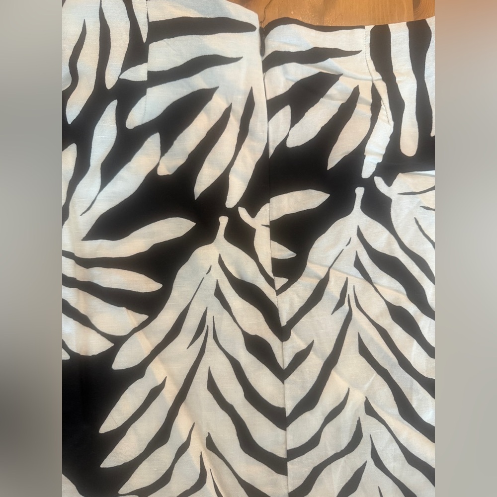 Black & White Wrap Skirt, Palm Print (H&M) - Picture 5 of 5